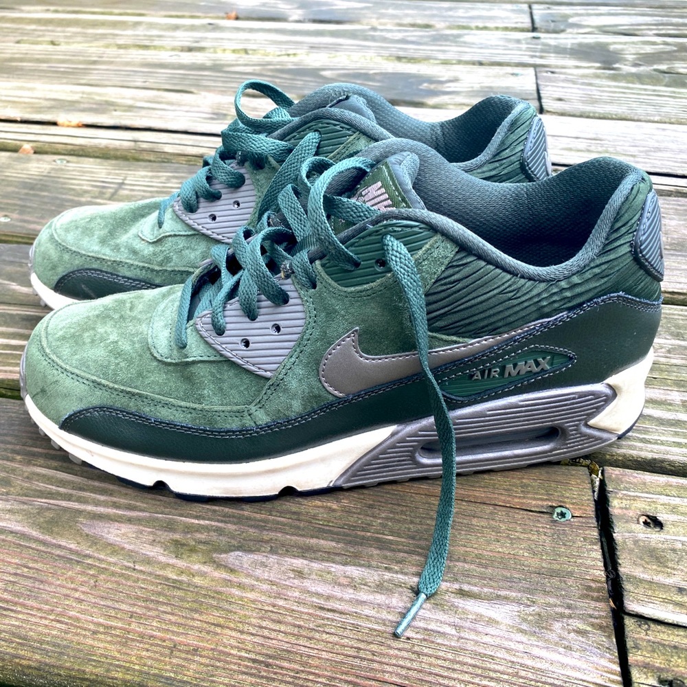 Green Nike Air Max